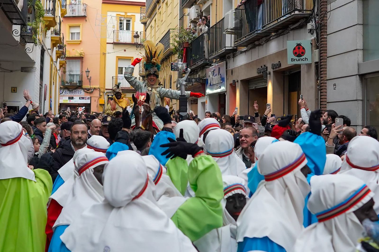 Las fotos del Heraldo Real en Sevilla