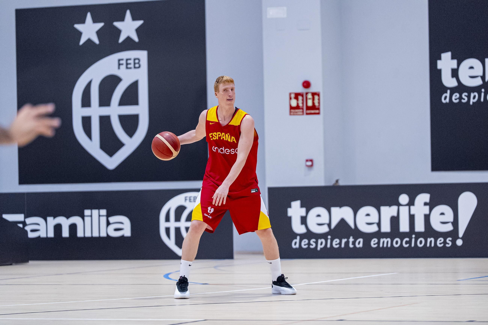 El primer entrenamiento de España con Mario Saint-Supéry y Alberto Díaz