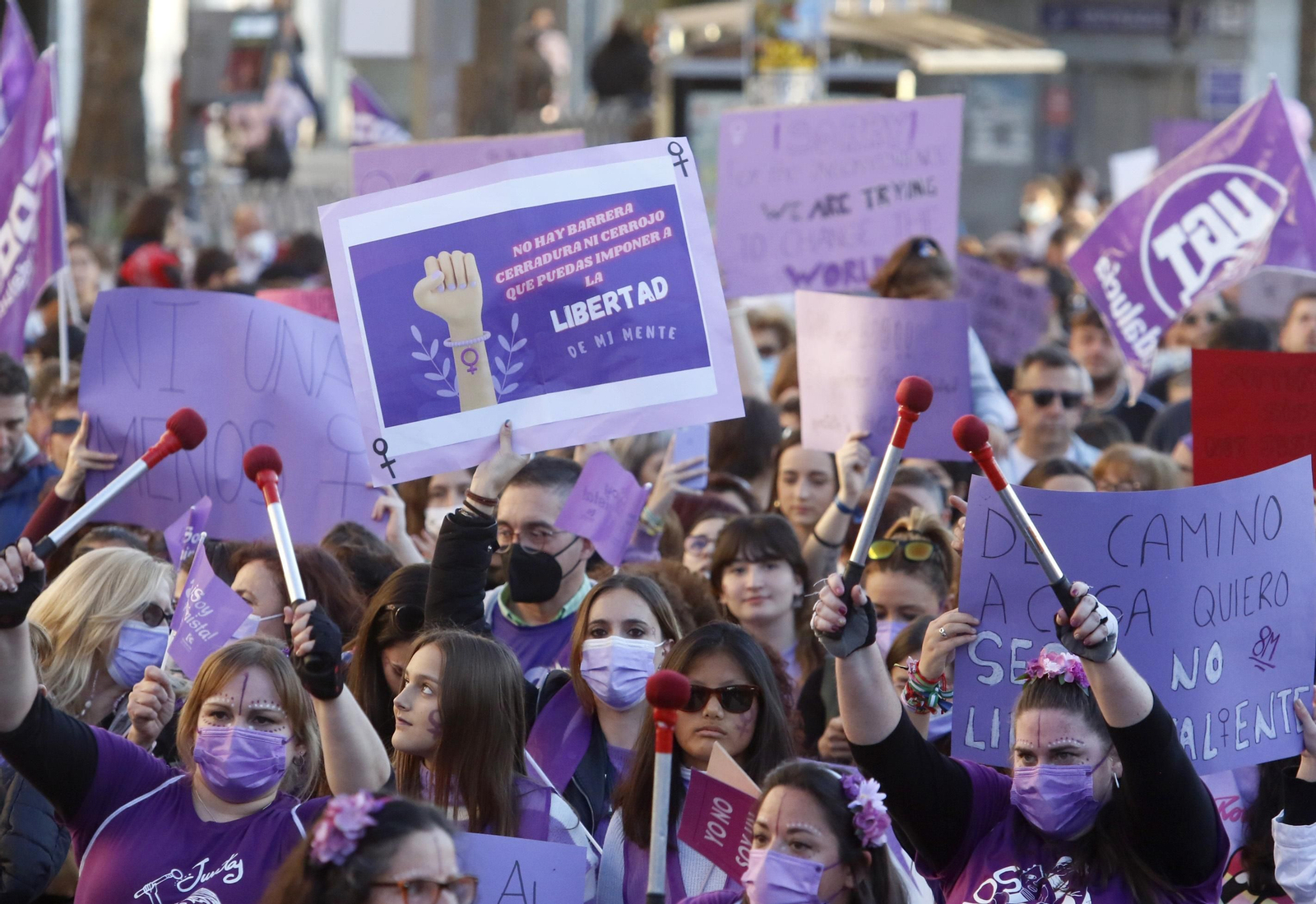La manifestación del 8M en Córdoba, en fotografías