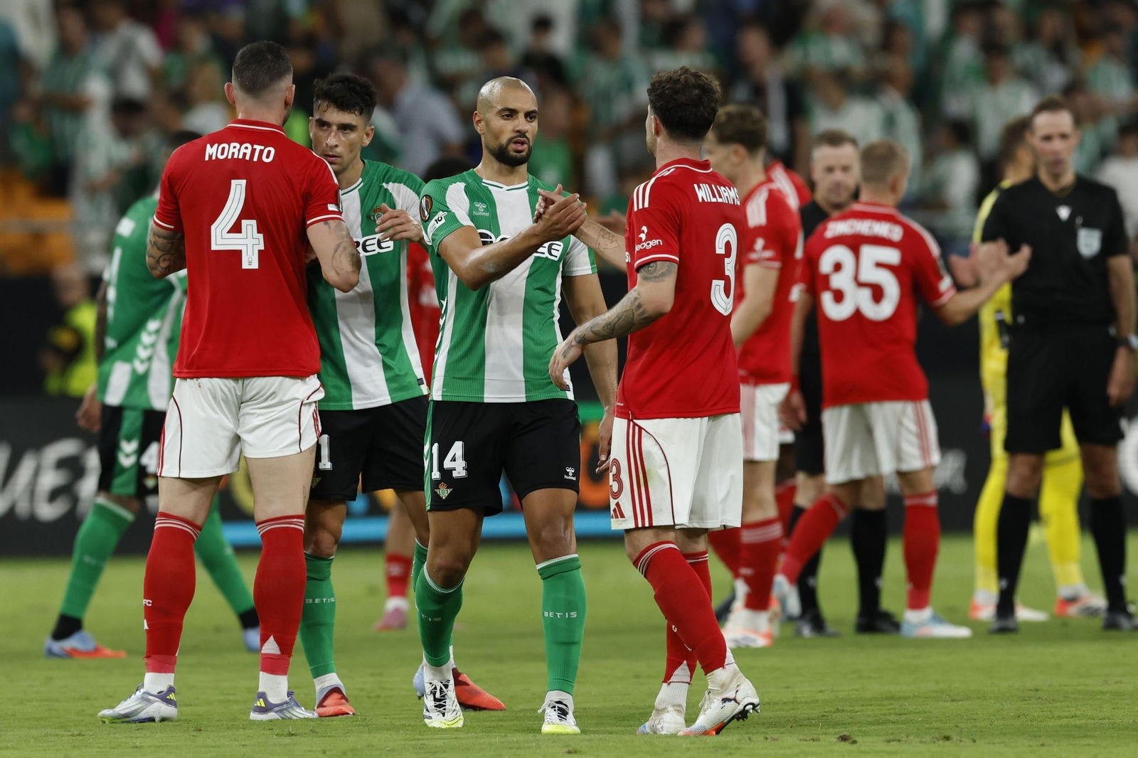 Betis-Nottingham Forest (4).jpg