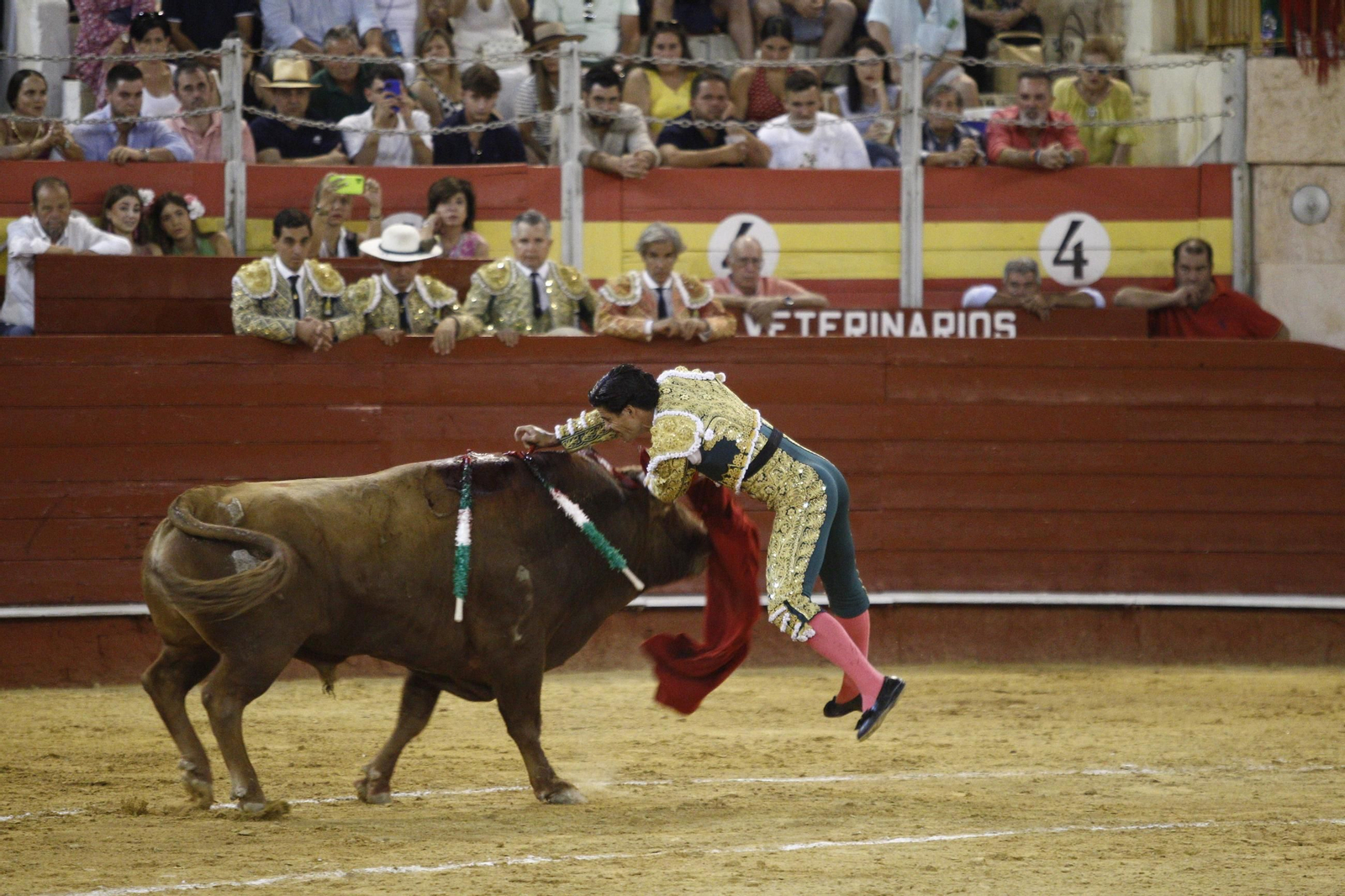 Las mejores imágenes de la corrida de toros de Diego Ventura, Talavante y Pablo Aguado, en Almería