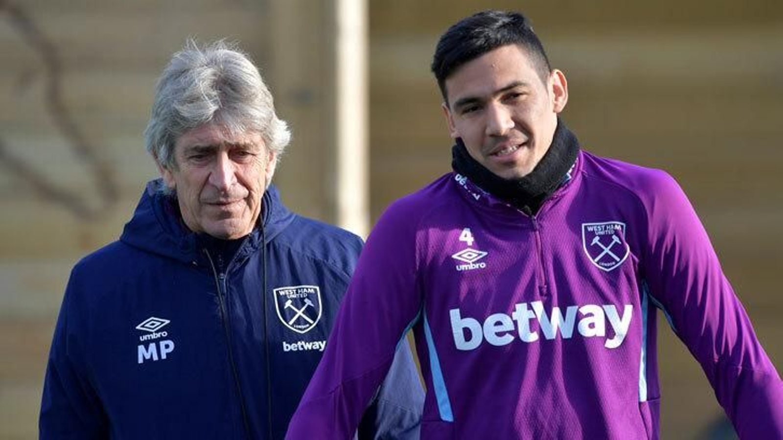 Pellegrini y Balbuena, en un entrenamiento con el West Ham.