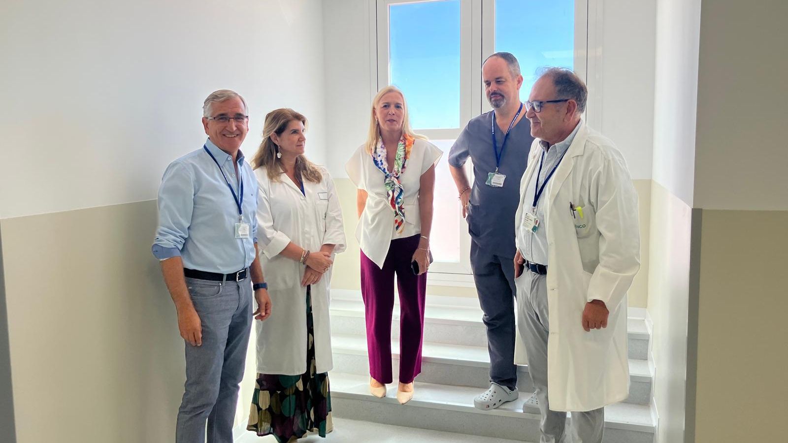 Visita de la delegada de Salud a las planta de hospitalización de Salud Mental de Puerto Real