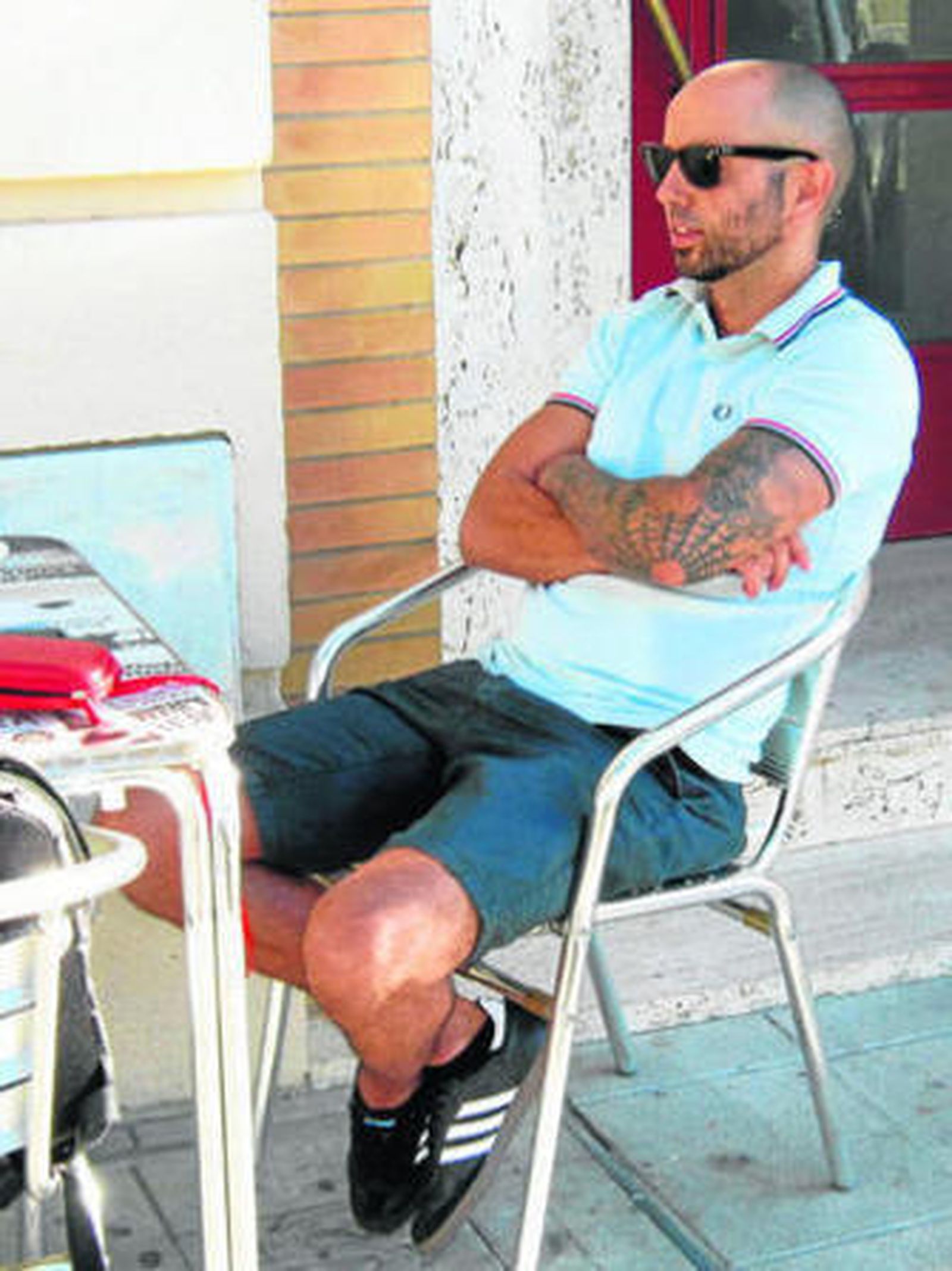 Titín, aficionado xerecista, apuesta por mantener el escudo y el himno y liquidar la sociedad anónima deportiva.