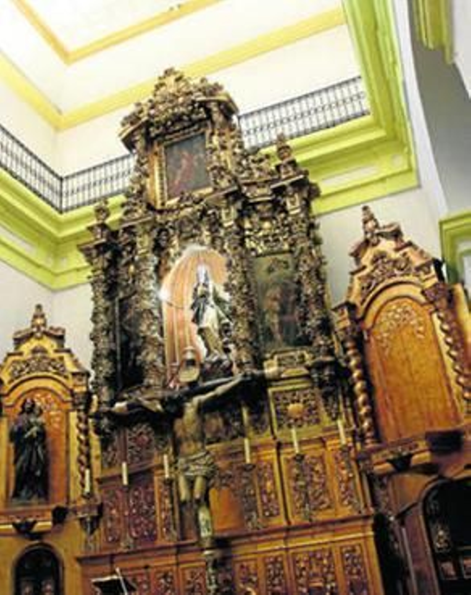 Retablo barroco en la iglesia de La Inmaculada (La Línea de la Concepción).