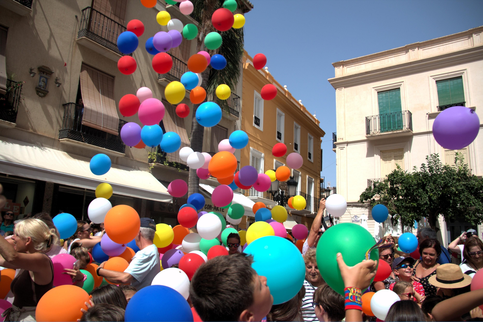 Fotos: Almuñécar da el pistoletazo de salida a sus fiestas patronales