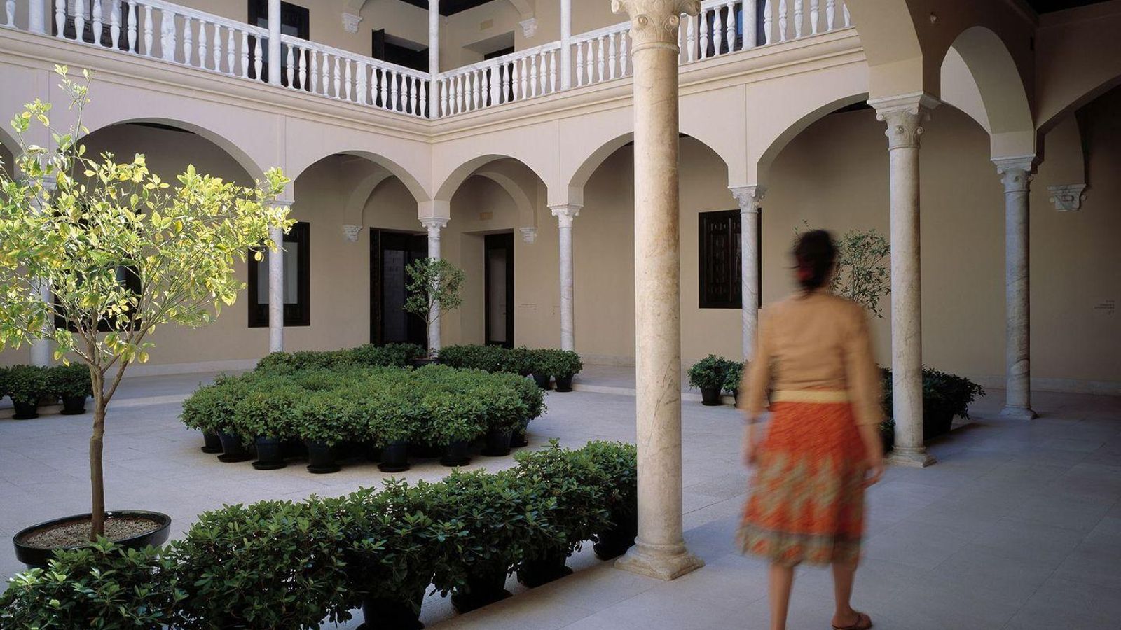 Imagen del patio central del Museo Picasso.
