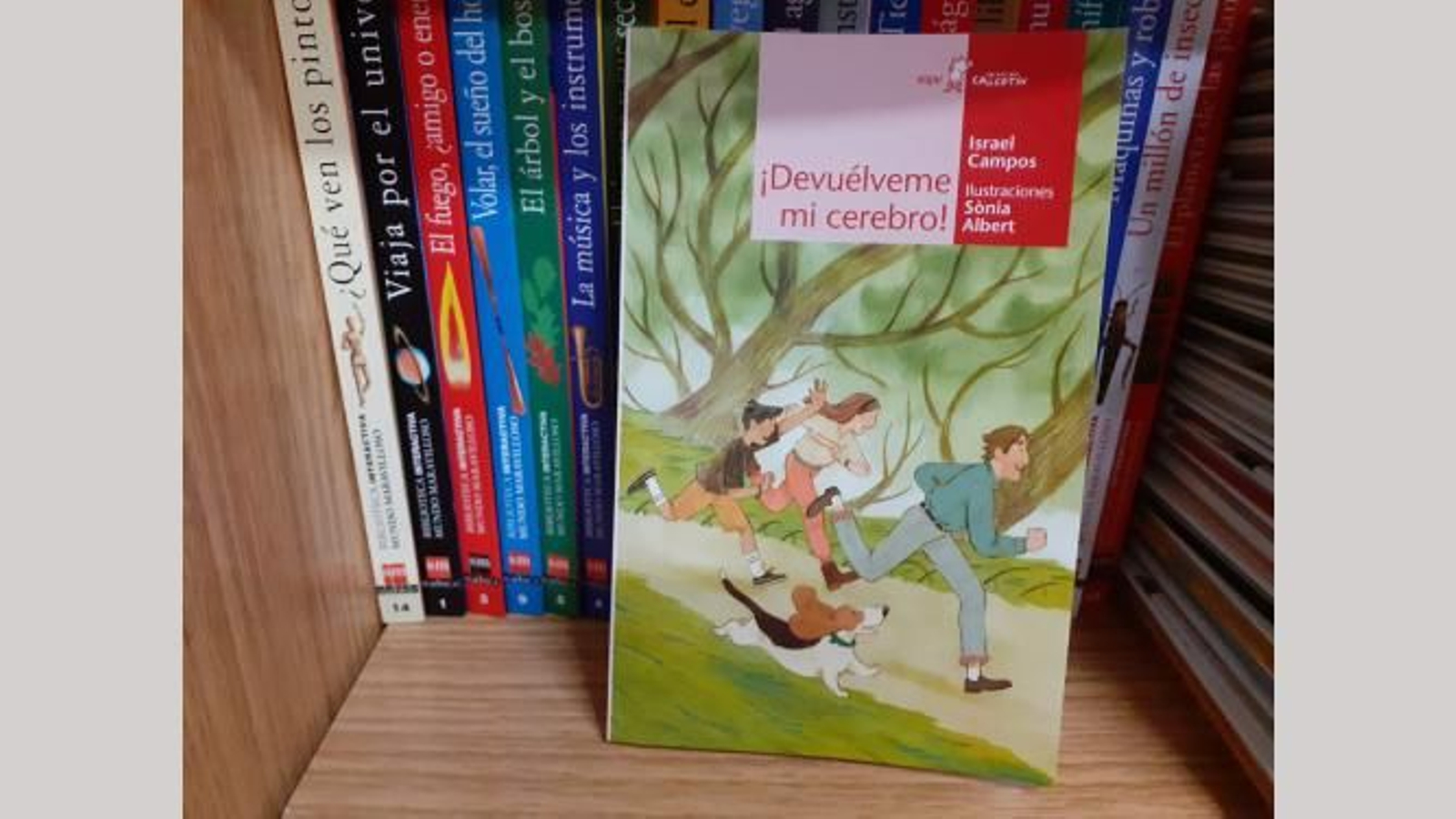 La portada del libro "Devuélveme mi cerebro"