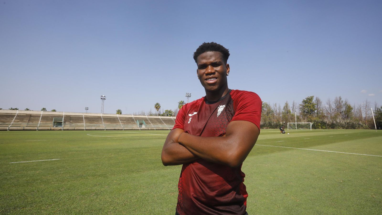 Marvel posa para 'el Día' en la Ciudad Deportiva.