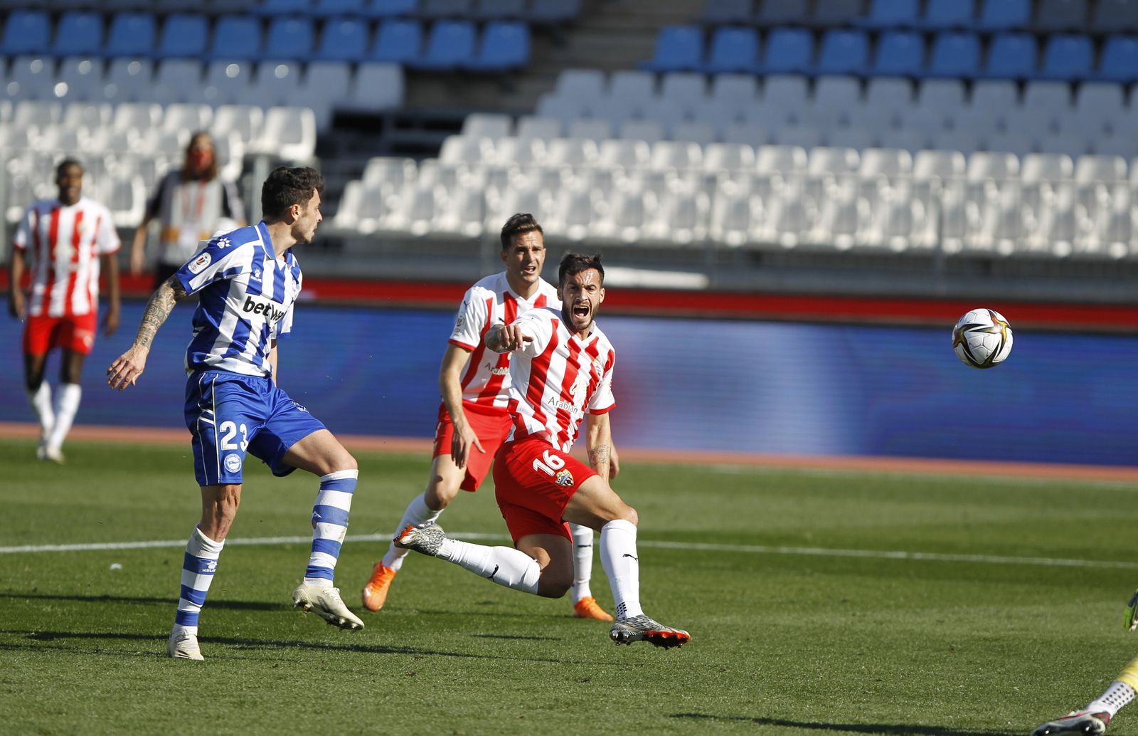 Fotogalería U.D. Almería-Deportivo Alavés. Copa del Rey