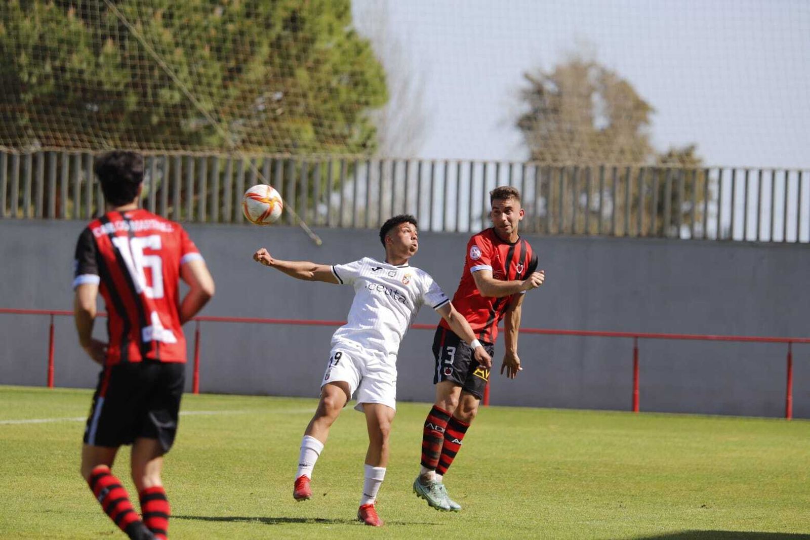 Novoa abrió el camino de la victoria y, probablemente, de la permanencia.