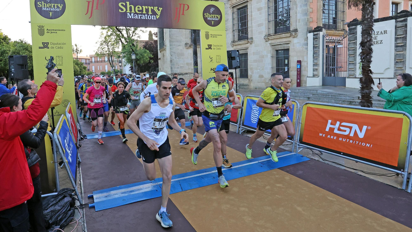 Búscate en la Sherry Maratón 2025 de Jerez (I)