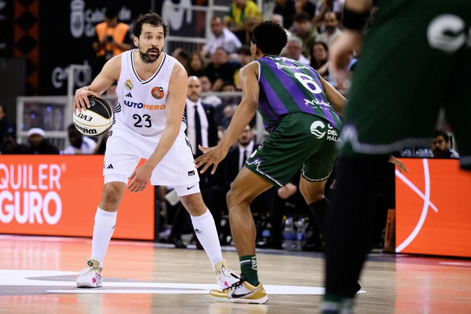 El Unicaja, campeón de Copa: Todas las imágenes del partido, la fiesta y la llegada a Málaga