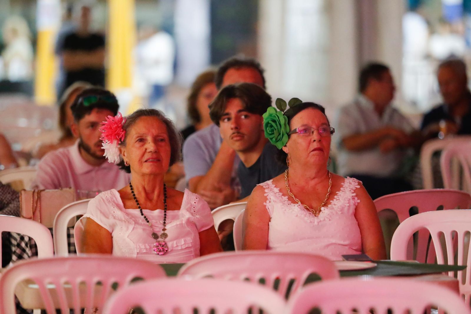Búscate en las fotos del lunes en la Feria de La Línea