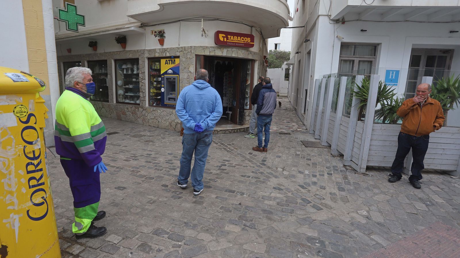 Fotos del confinamiento ante el estado de alarma en Tarifa