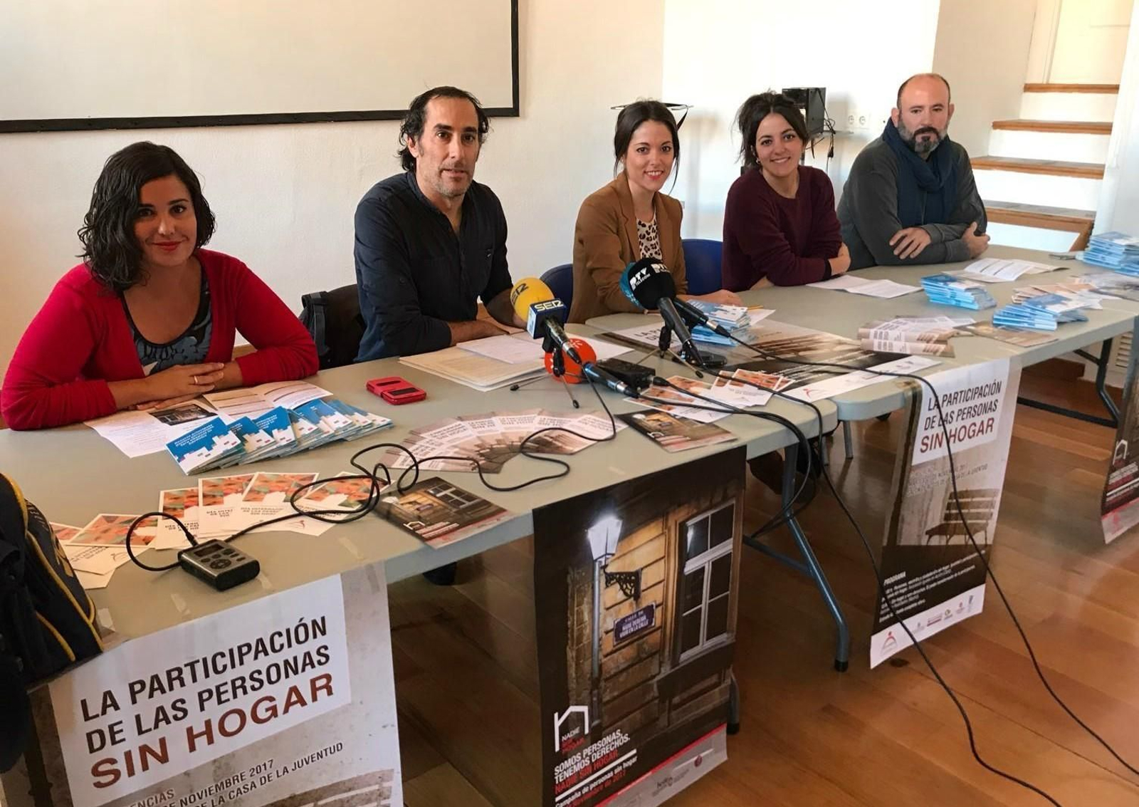 Un momento de la presentación de las actividades del Día Internacional de las Personas sin Hogar.