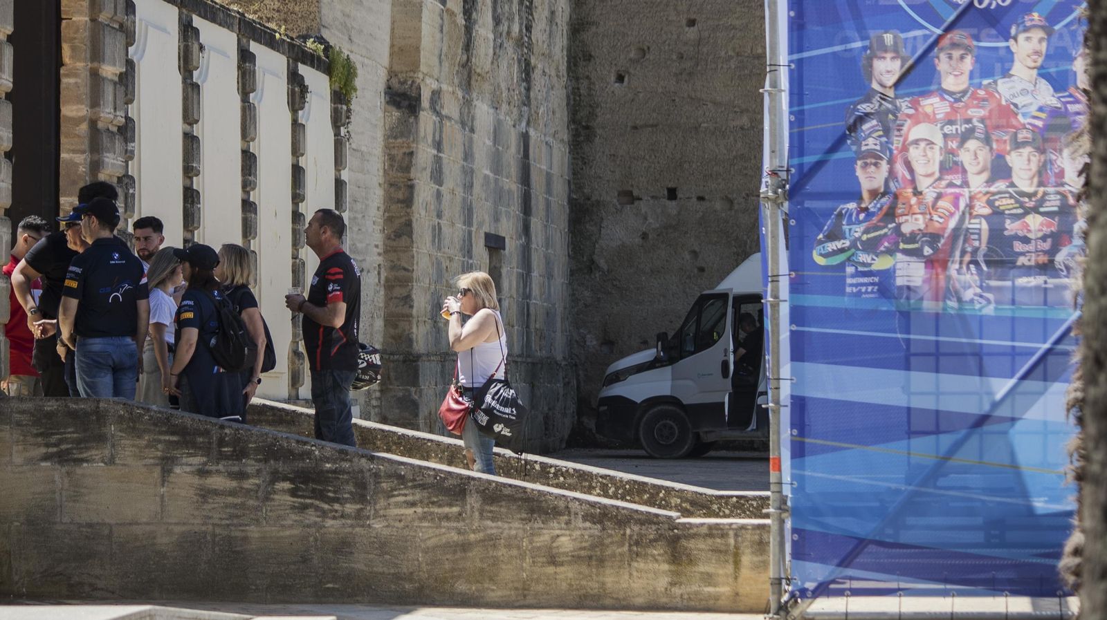 Motos, vino y literatura: búscate en el ambiente del centro de Jerez el sábado del Gran Premio de Jerez 2025
