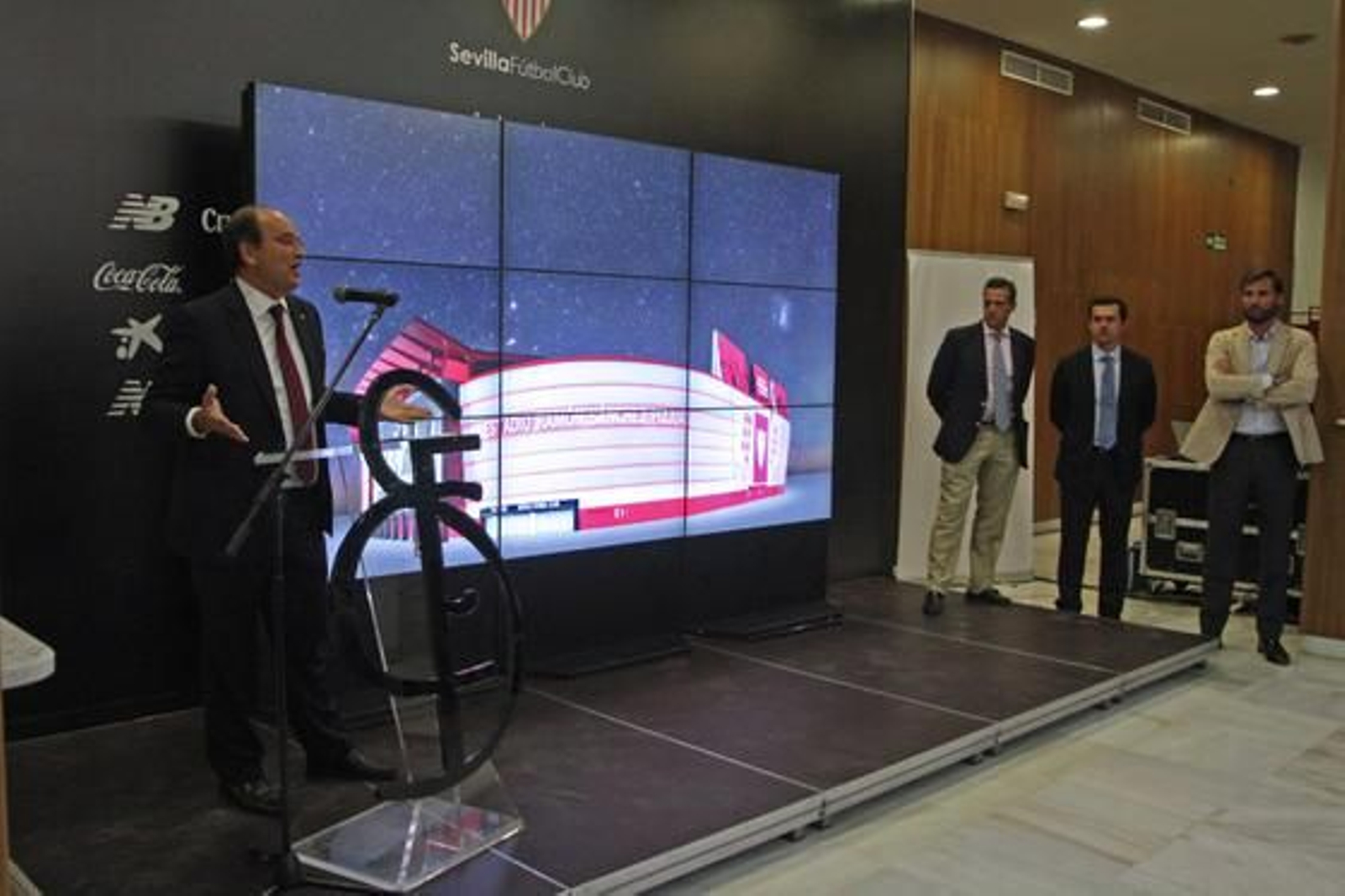 José Castro presenta la remodelación del Sánchez-Pizjuán

Foto: Belén Vargas