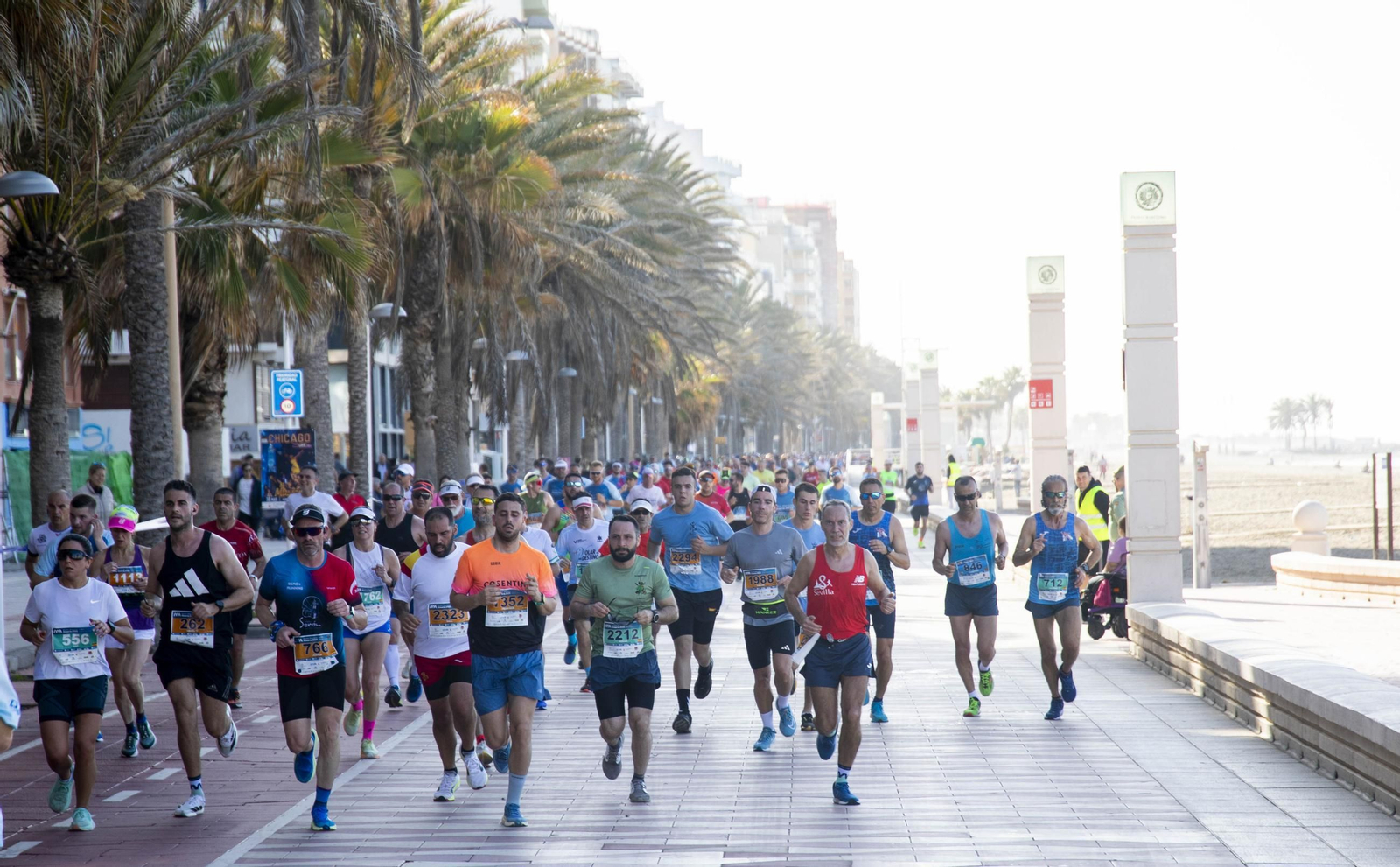 El Medio Maratón de Almería 2025, en imágenes
