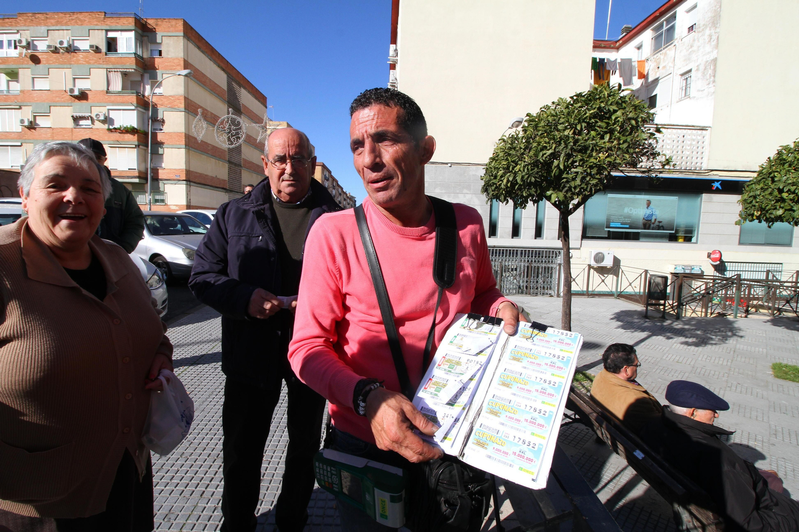 José Antonio Segura es el vendedor que ha repartido miles de euros en el Cuponazo de la ONCE del pasado viernes.