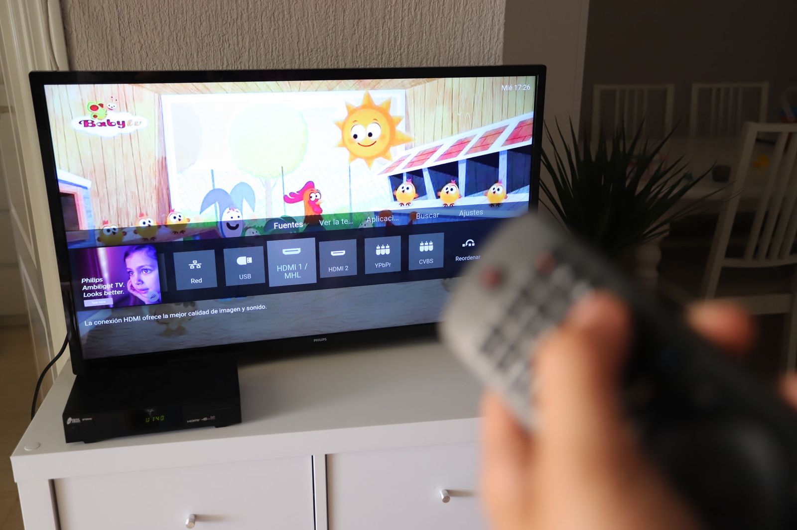 Una imagen de un televisor TDT.