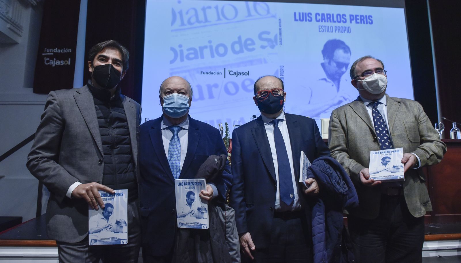 La presentación del libro de Carlos Navarro, sobre Luis Carlos Peris en imágenes