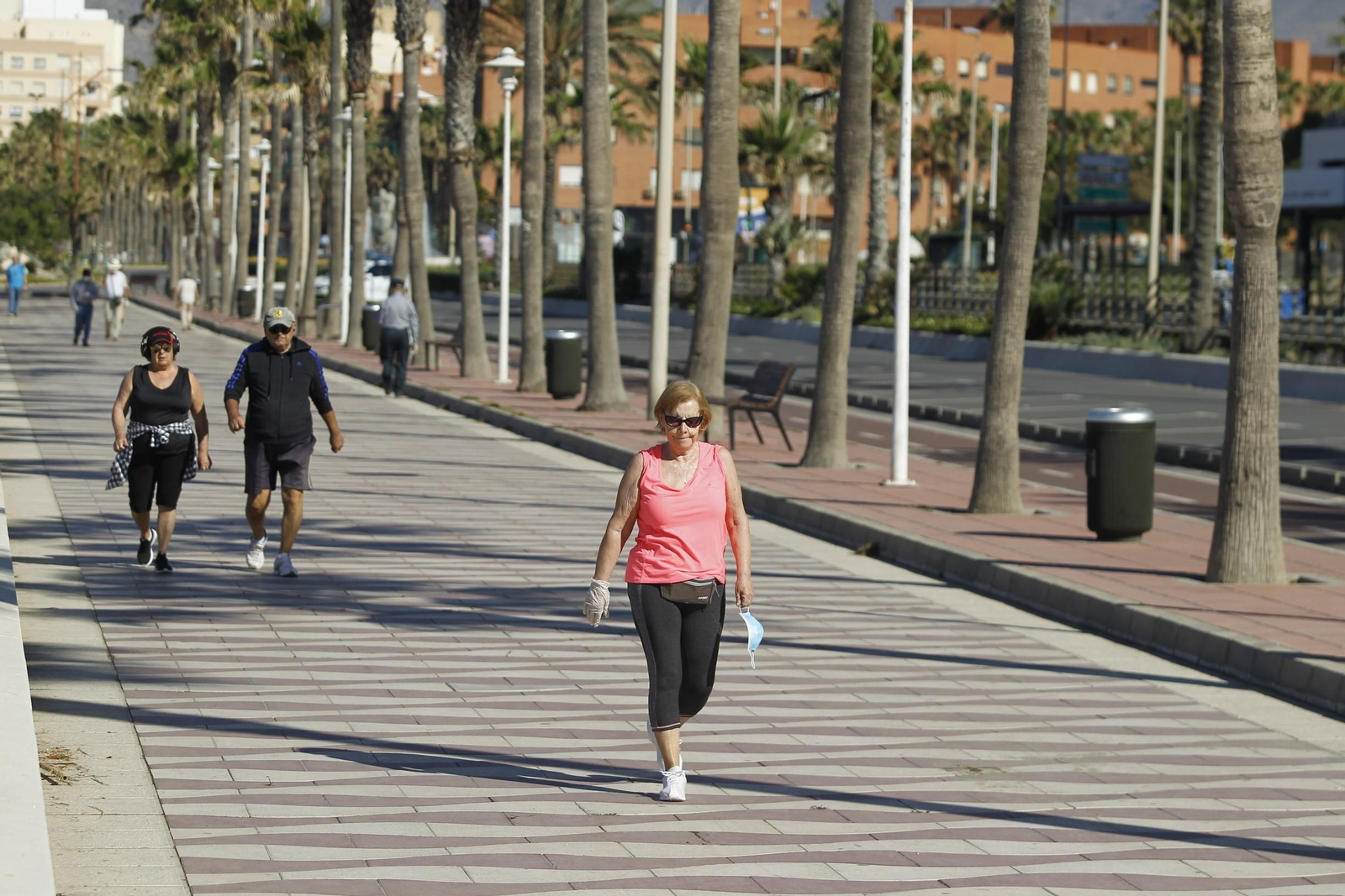 Fotogalería domingo de deporte en coronavirus. COVID-19. Almería
