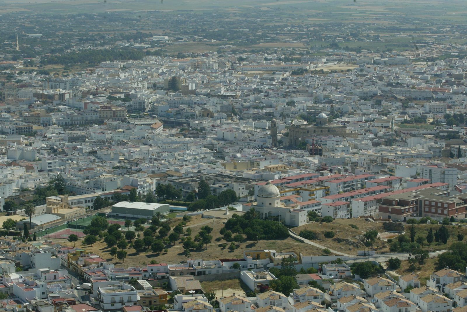 Vista aérea del casco urbano de Chiclana.