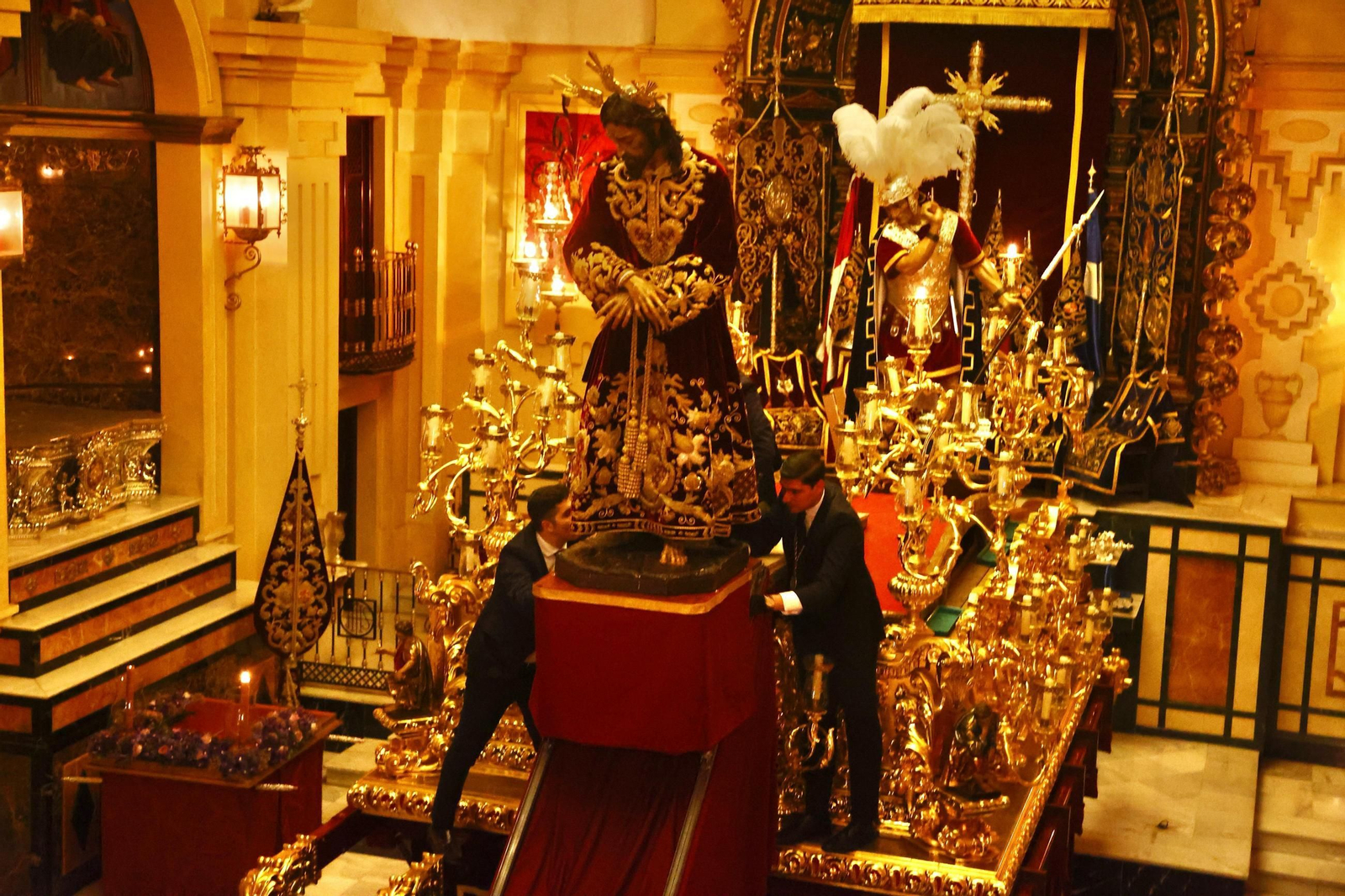 Semana Santa Málaga 2025 | Los traslados de Estudiantes, Paloma y Esperanza, en fotos