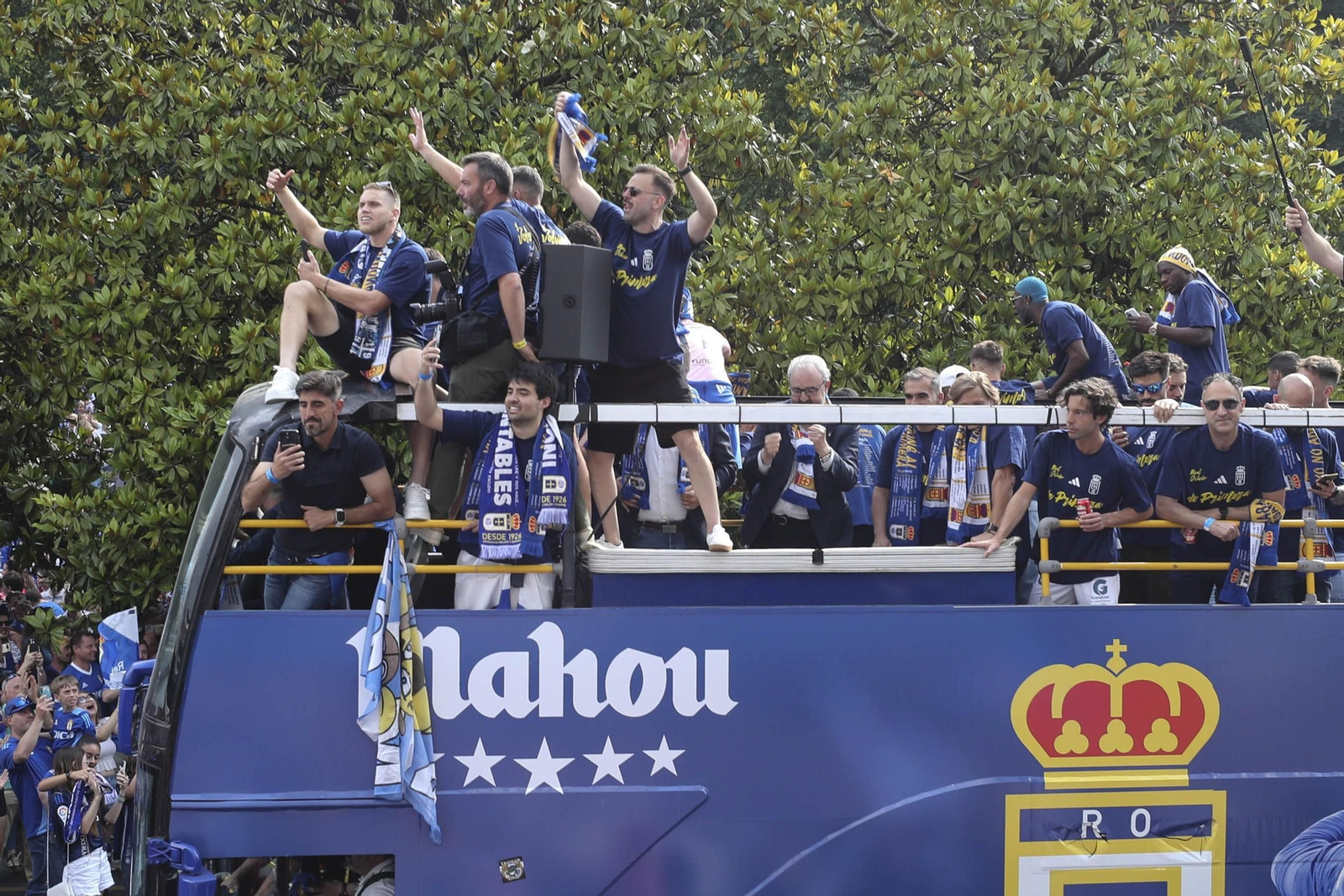 Las fotos del ascenso del Oviedo ante el Mirandés