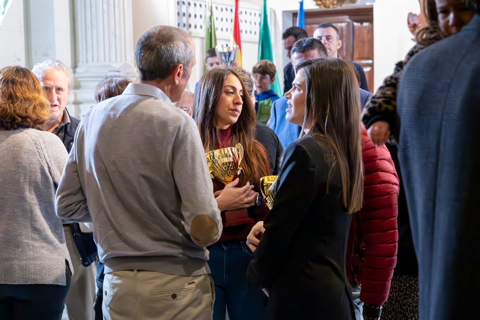 La entrega de premios de los Circuitos Provinciales de Carreras por Montaña y de Triatlón de menores, en imágenes