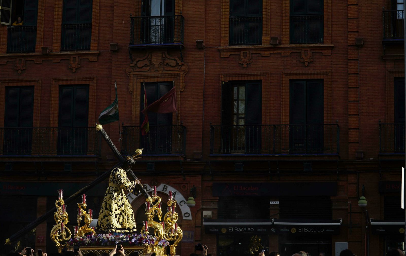 Las imágenes del Vía Crucis de las Hermandades 2020