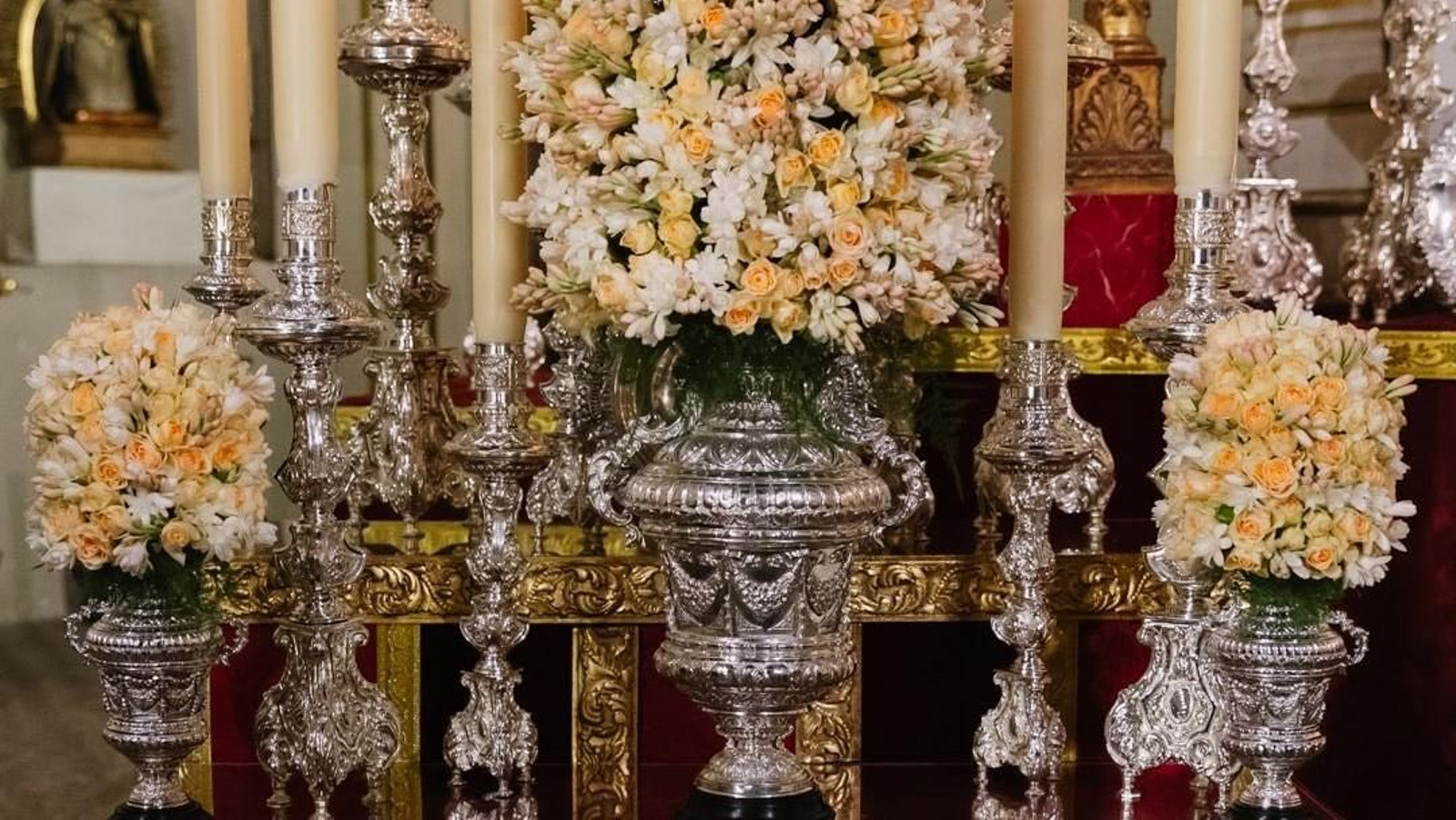 Besamanos Virgen de la Esperanza de Granada, Octubre 2025.jpg