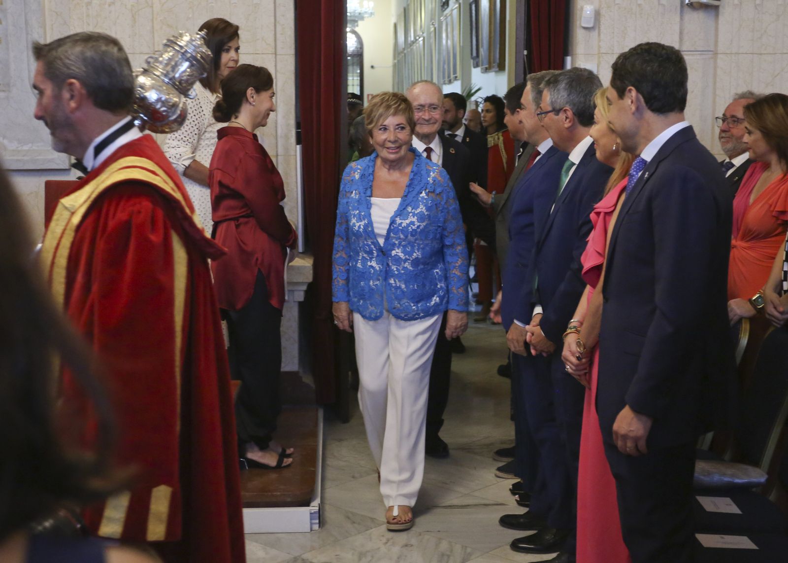 Homenaje a Celia Villalobos en el Ayuntamiento de Málaga (fotos)
