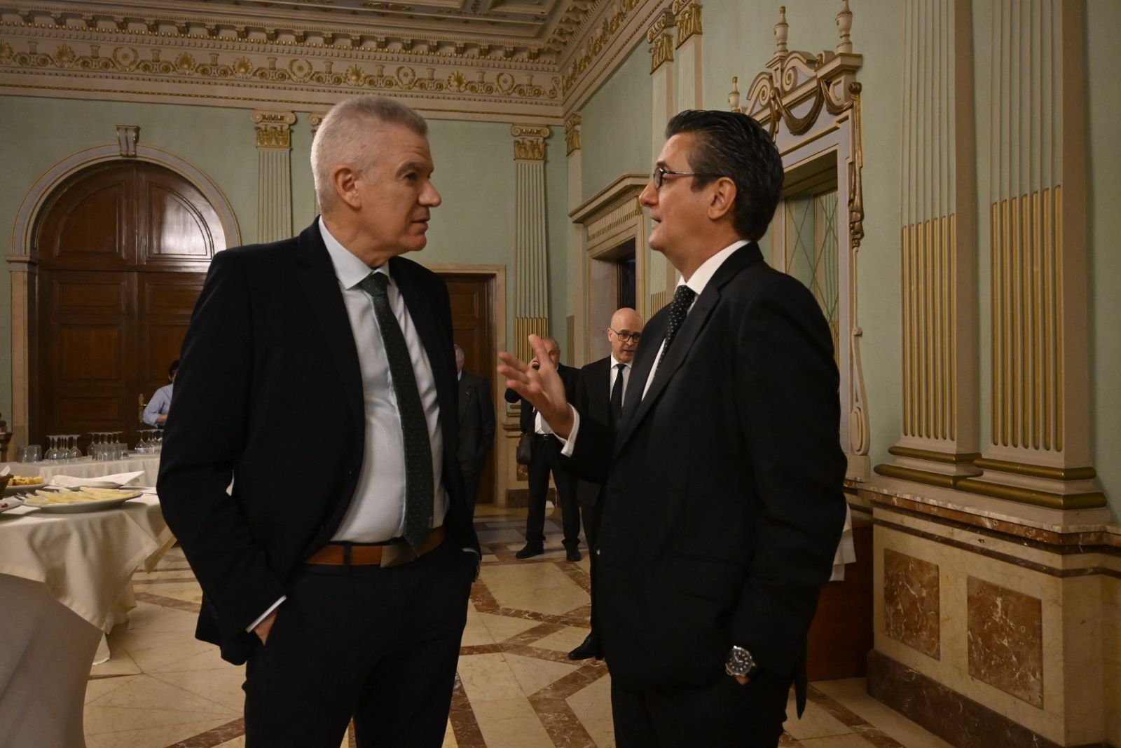 Acto de entrega de recuerdos por la XXX Exaltación a la Saeta de Huelva, en imágenes