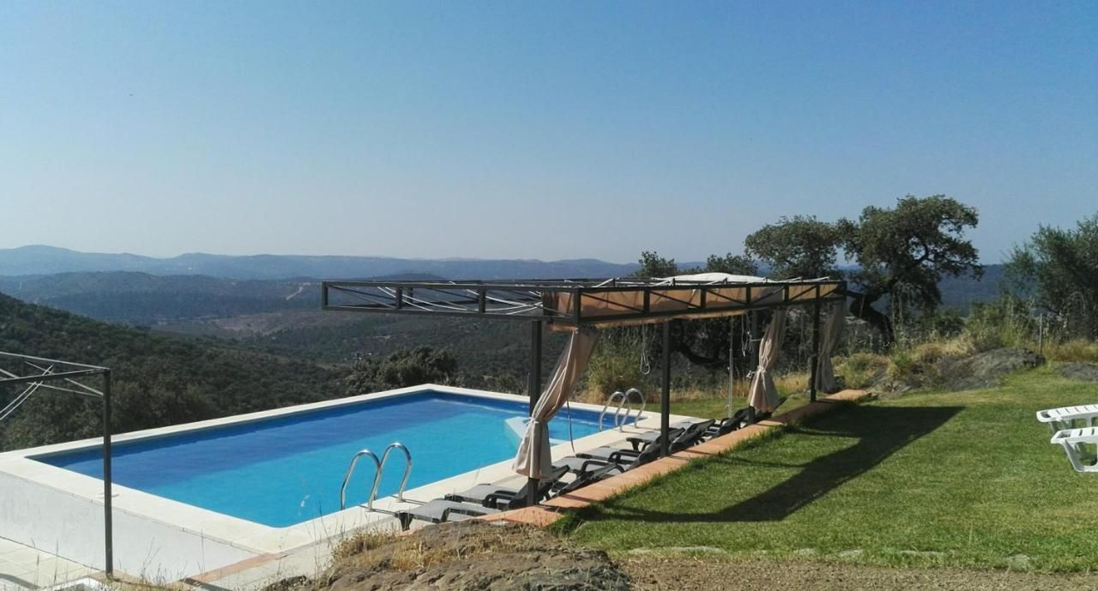 Casas Rurales las Tobas (Higuera de la Sierra)