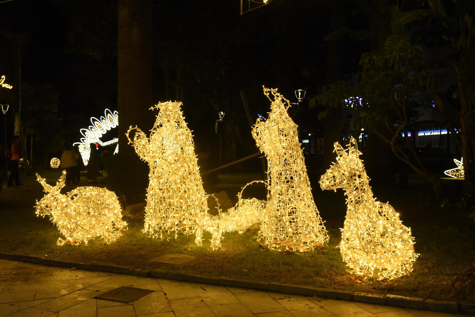 Fotos del poblado navideño de los Jardines Saccone de La Línea