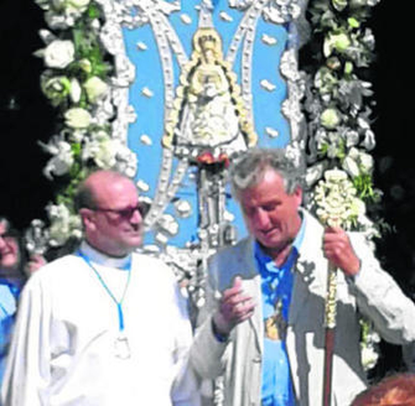 Carlos Pérez Jiménez y Momo Valle, ayer en El Rocío.