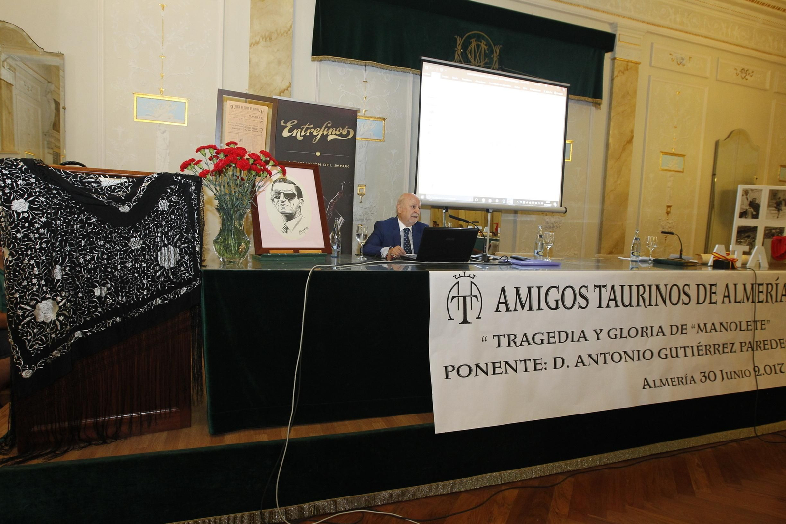 Emotivo recuerdo a Manolete