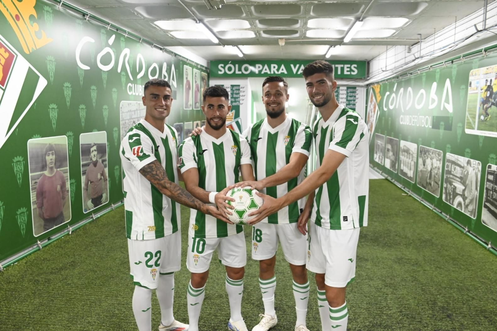 La presentación de Carlos Isaac, Jacobo, Théo Zidane y Genaro, en imágenes