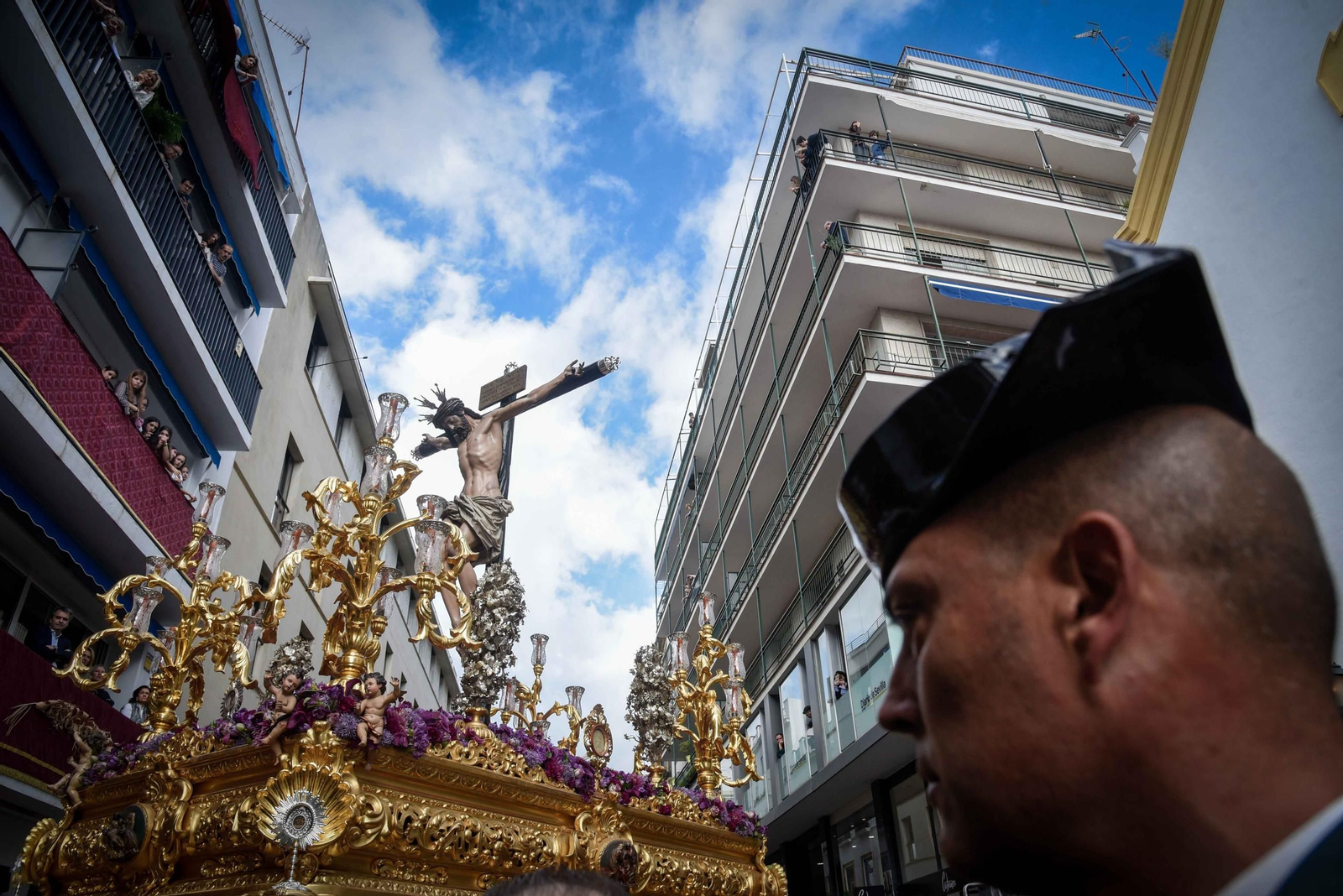 El Cristo de los Desamparados en la Semana Santa de Sevilla 2025