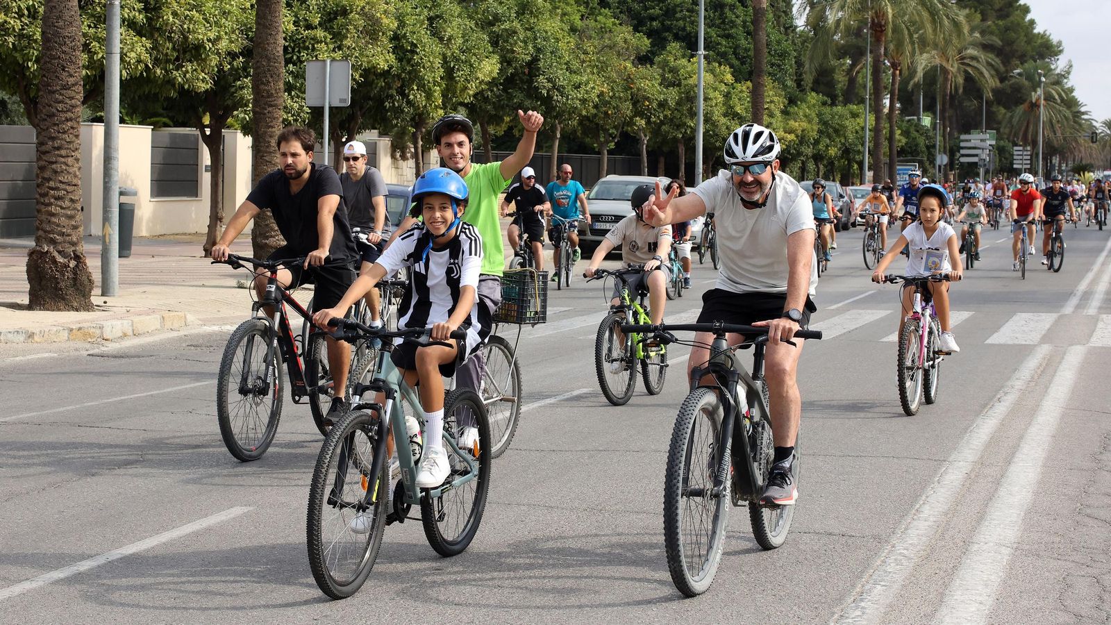 Búscate en el Día de la Bici Amistad por Jerez