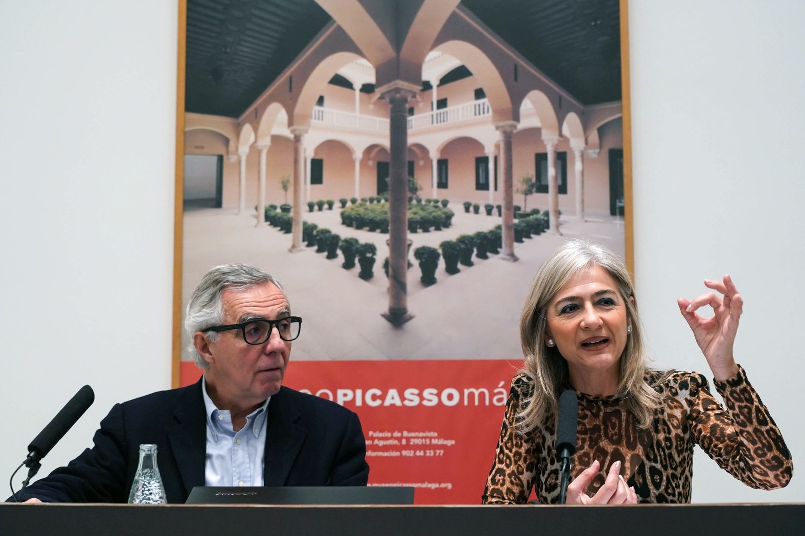 José Lebrero en una imagen de archivo con la consejera Patricia del Pozo.