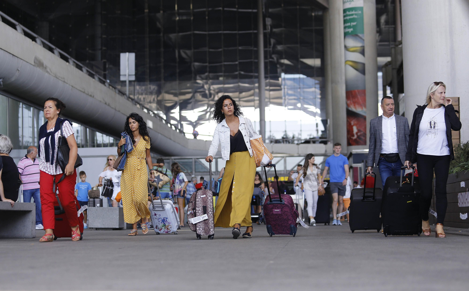 Llegada de turistas al Aeropuerto.