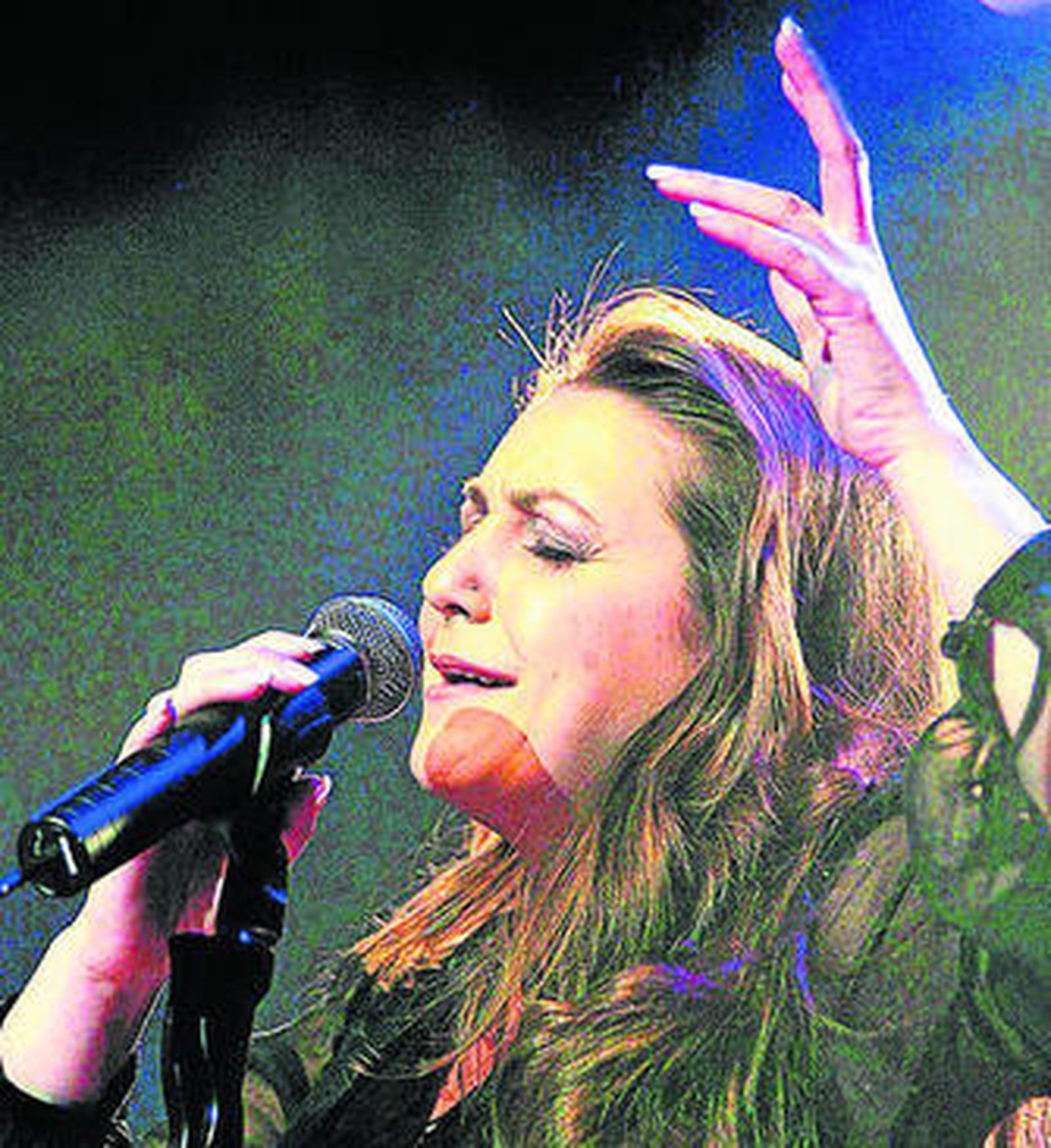 La cantaora de San Fernando, en un concierto.