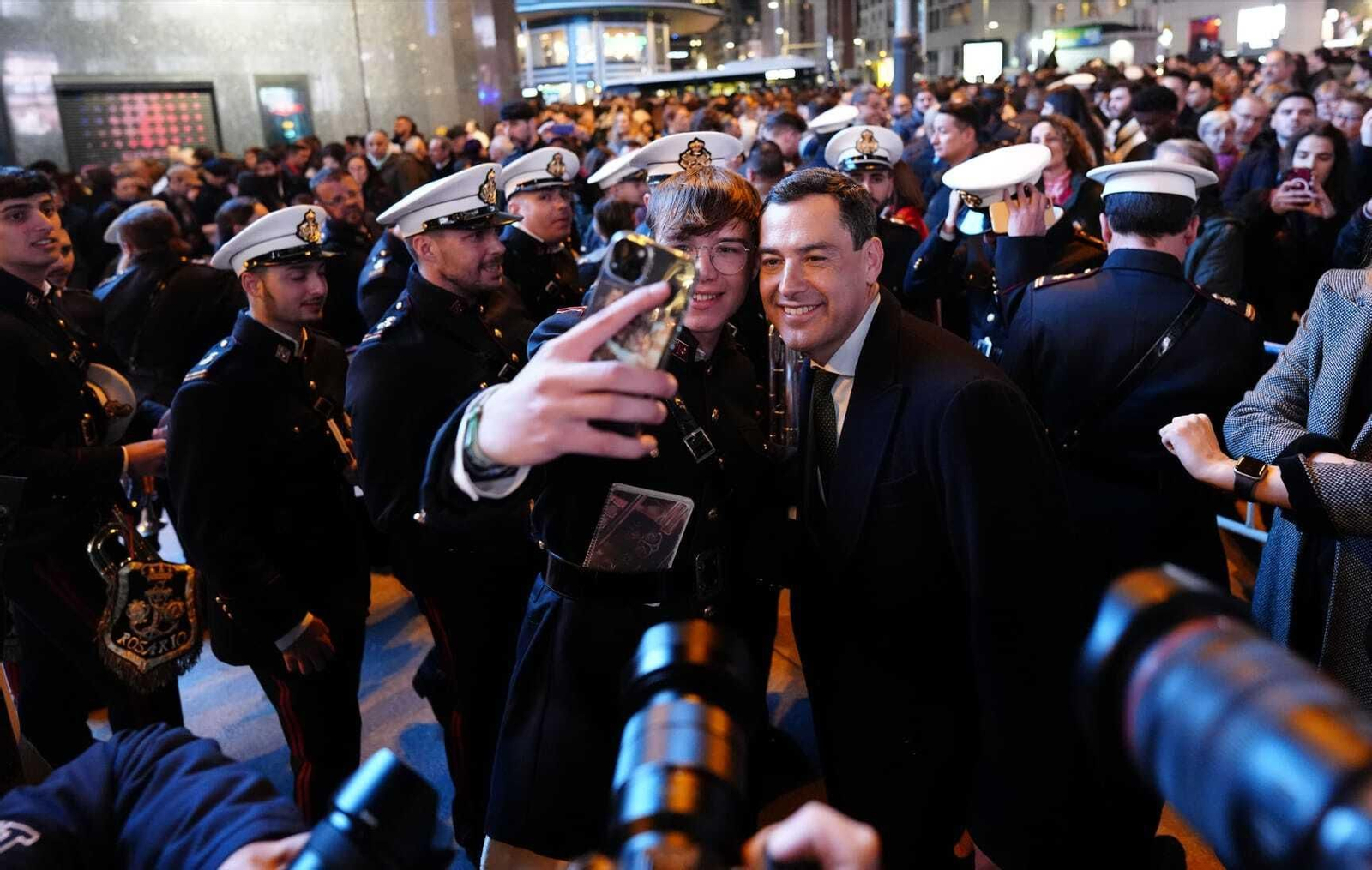 La Banda del Rosario actúa en el centro de Madrid