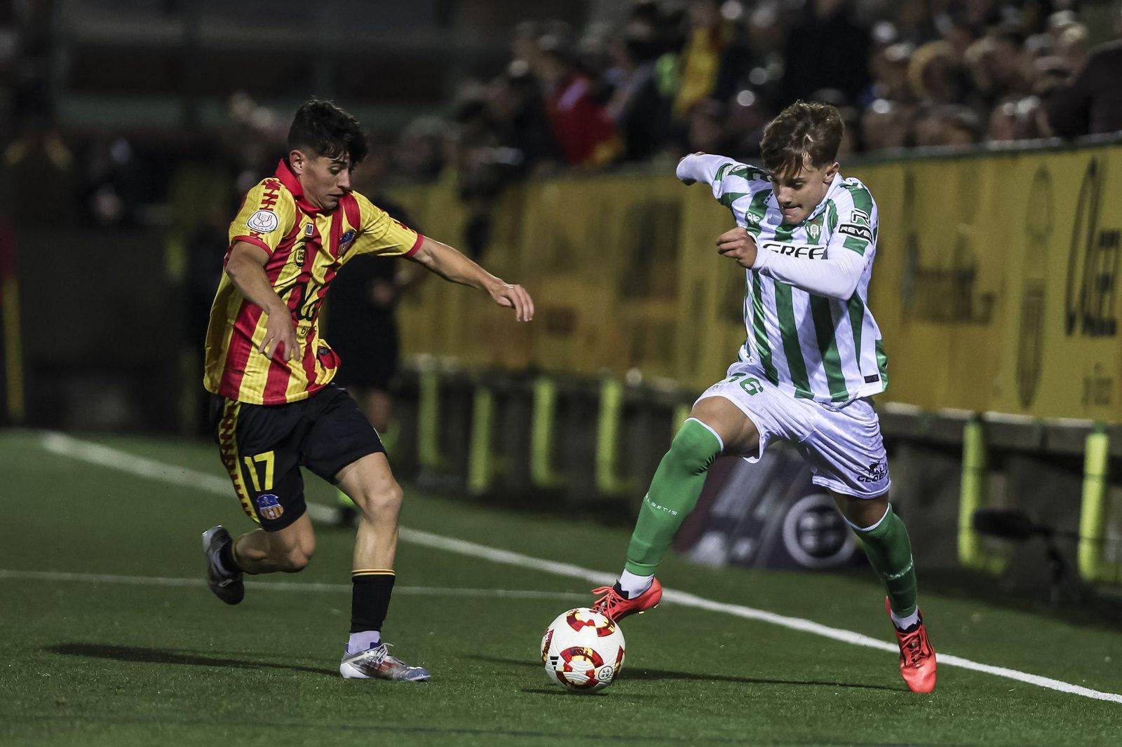 Las fotos del Sant Andreu - Betis de Copa del Rey