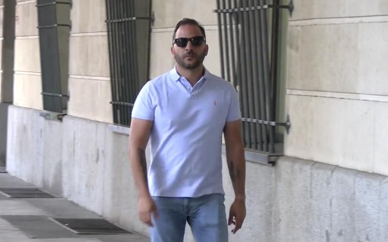 Antonio Tejado acude por primera vez a firmar ante el juez tras su salida de prisión