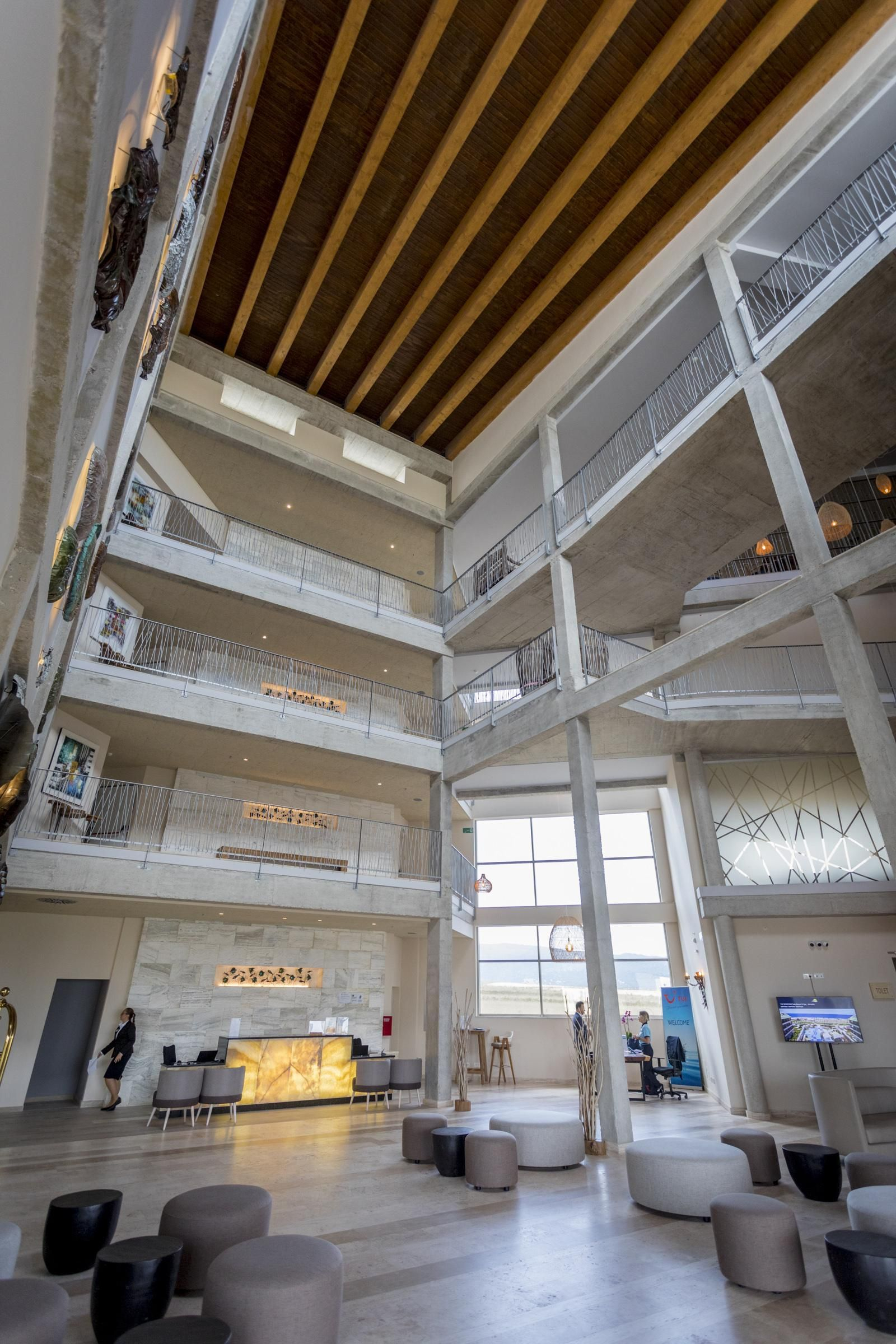 El hotel Zahara Beach & Spa, en imágenes