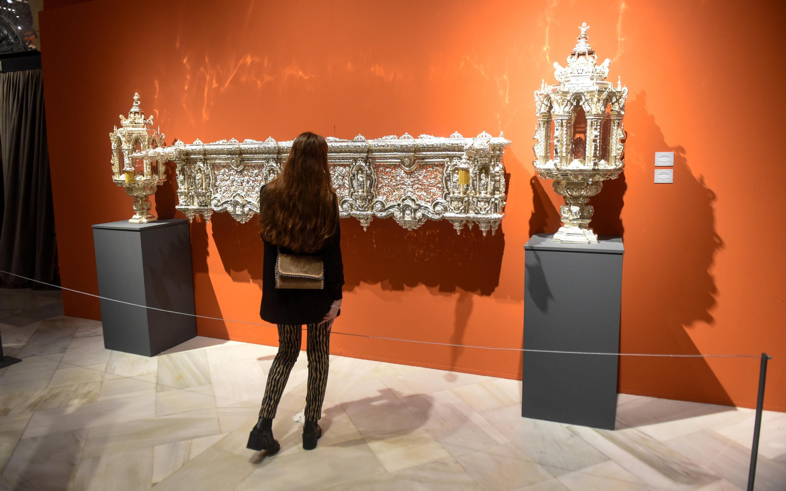 La excelencia de la pintura, la orfebrería y el bordado, en la fundación Cajasol